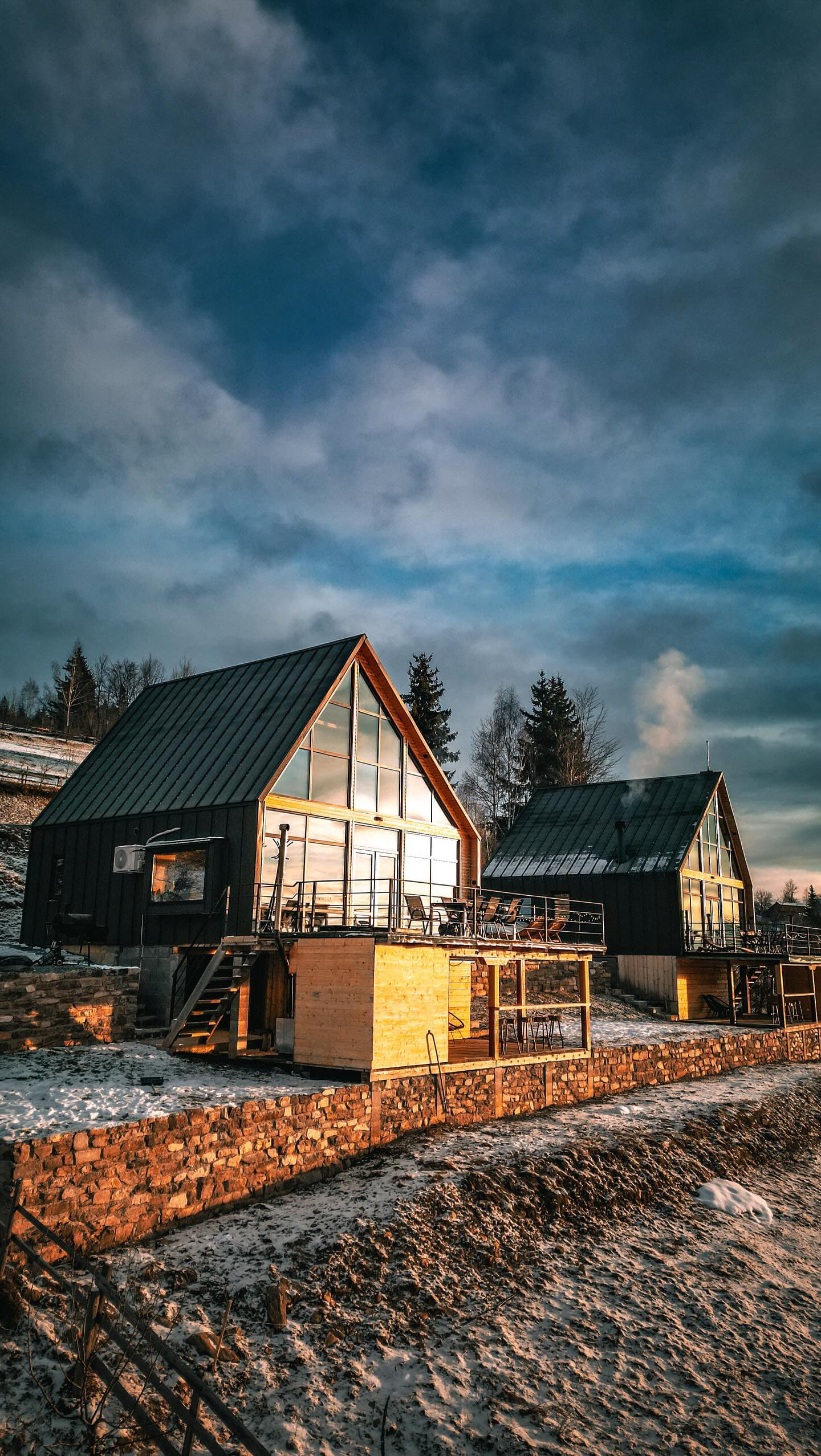 Outside front overview